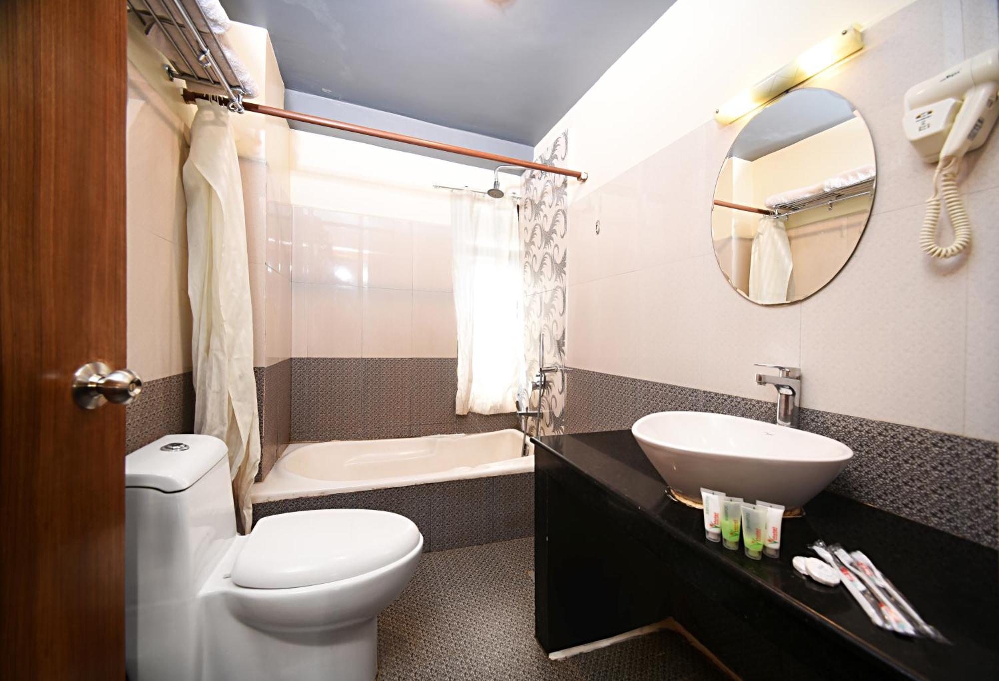 Hotel Amaryllis กาฐมาณฑุ ภายนอก รูปภาพ