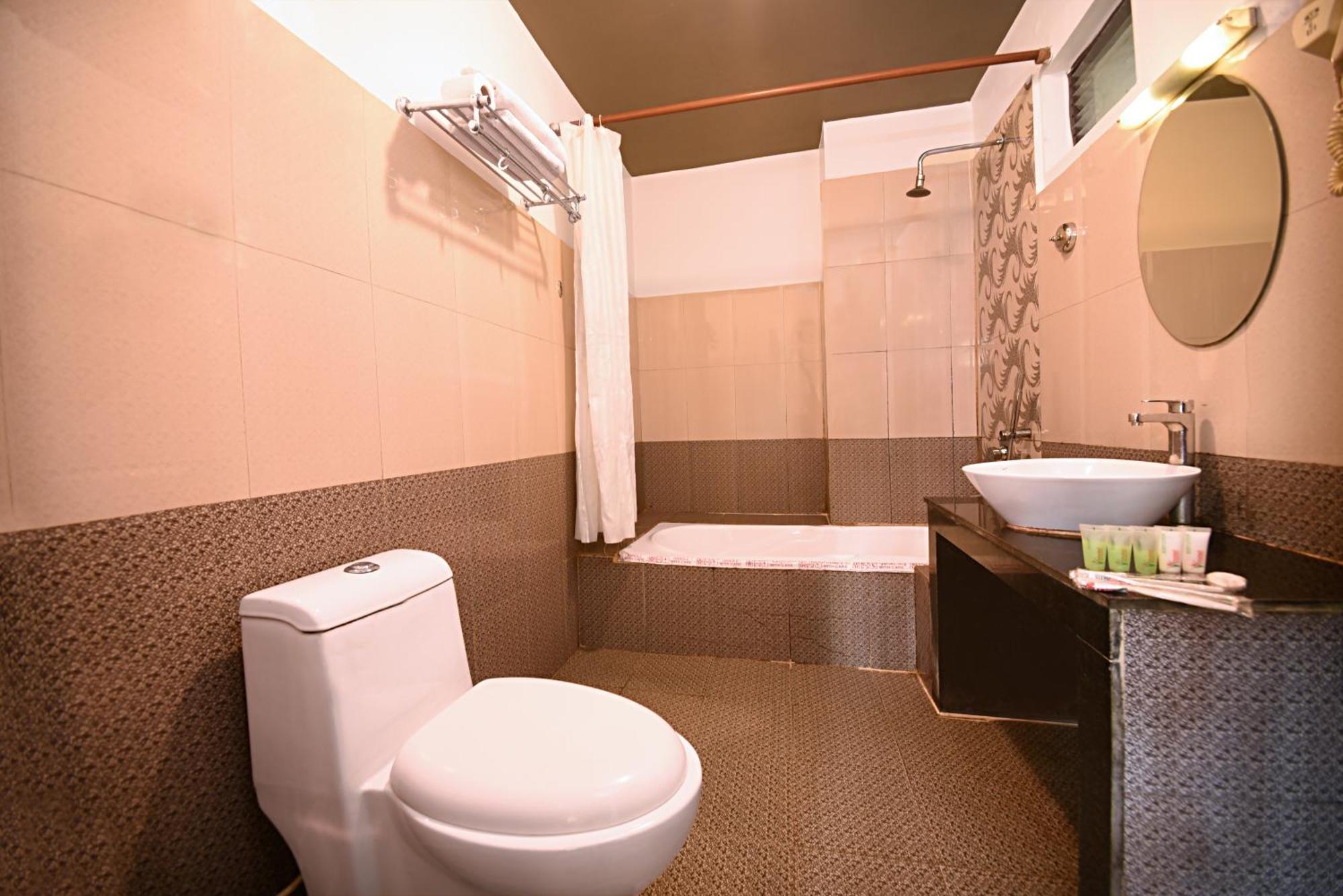 Hotel Amaryllis กาฐมาณฑุ ภายนอก รูปภาพ